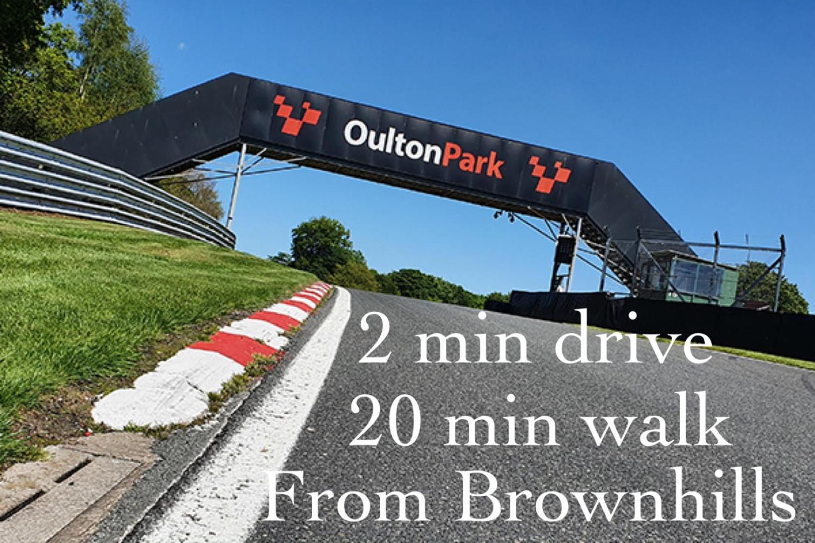 Eaton  Brownhillsヴィラ エクステリア 写真
